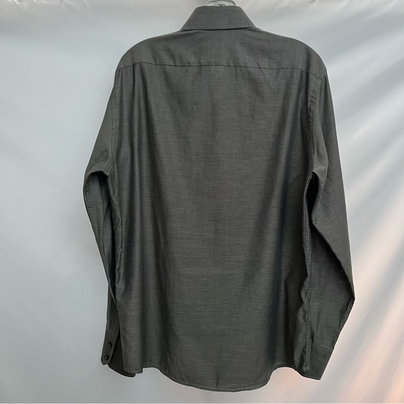 Hugo Boss - size L - 16.5” neck dress shirt - designer - Picture 3 of 7